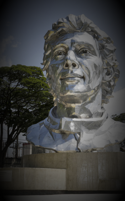 Escultura Ayrton Senna - Arte Urbana